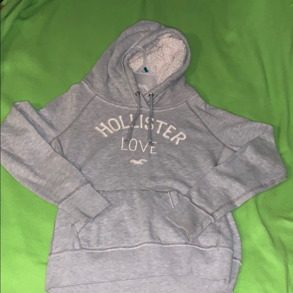 Hollister hoodie size large